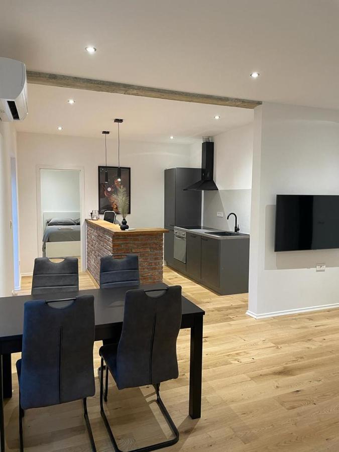 Aegida Beachfront Apartment Koper Zewnętrze zdjęcie