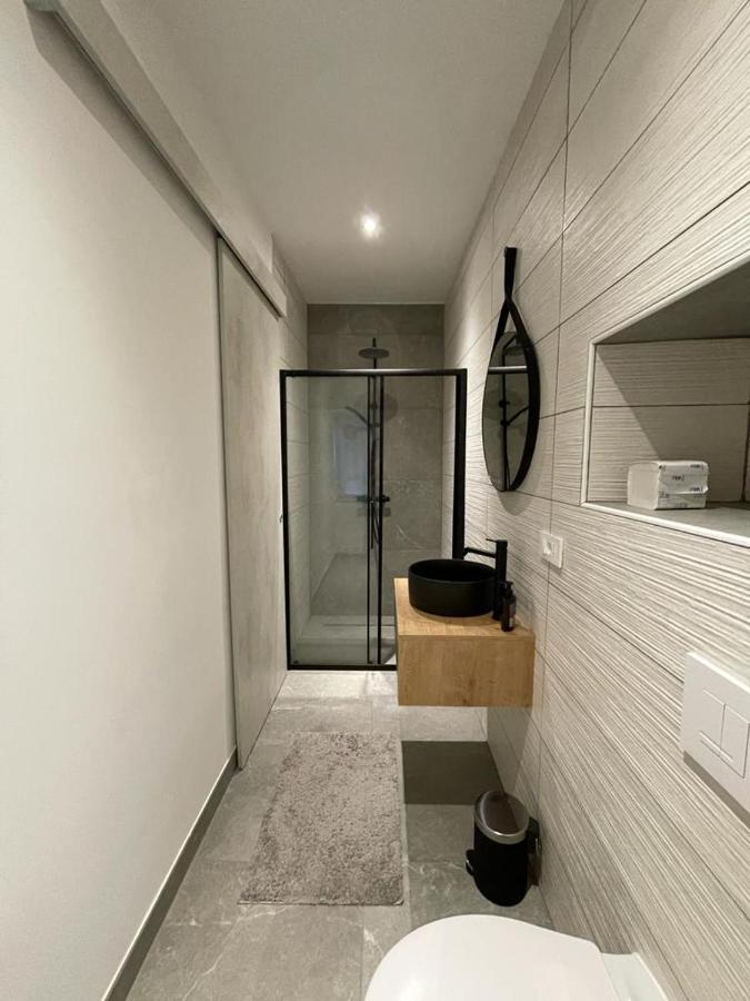Aegida Beachfront Apartment Koper Zewnętrze zdjęcie